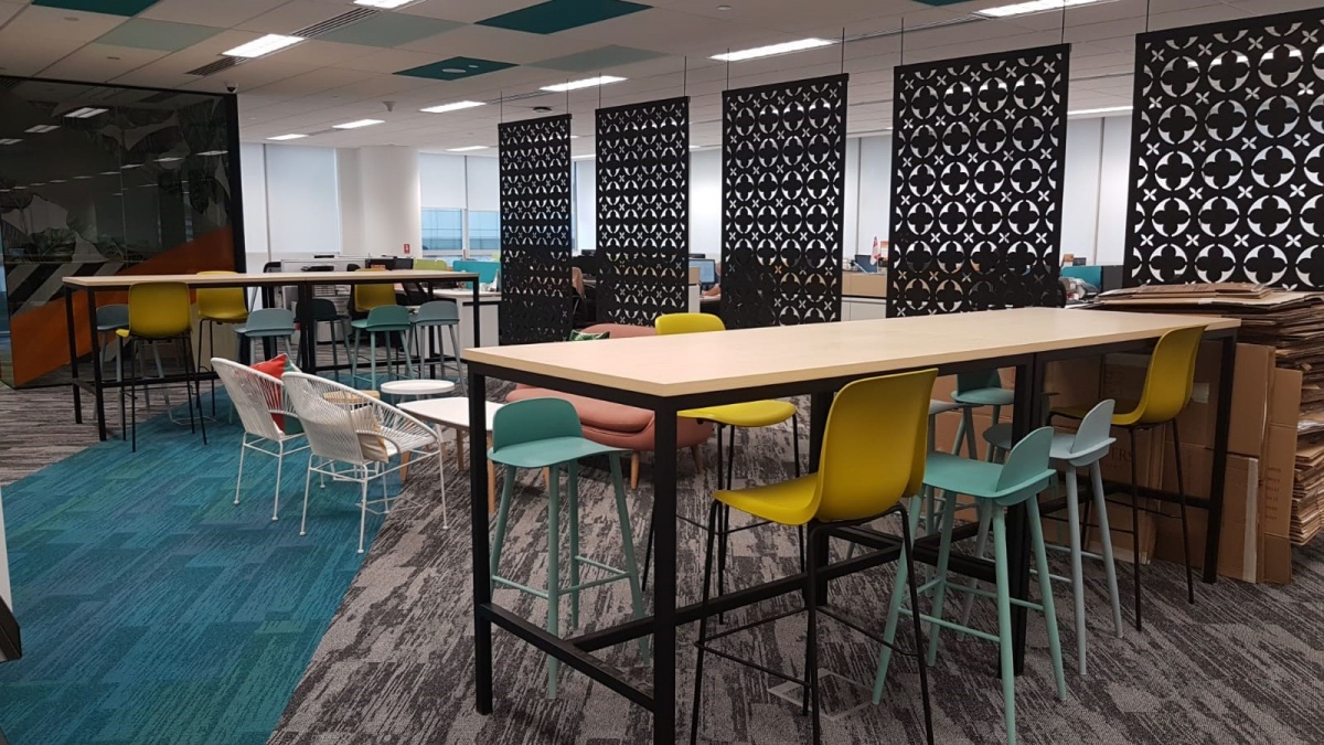 gradsingapore-Income-office-tour-flexible-co-working-spaces.jpg